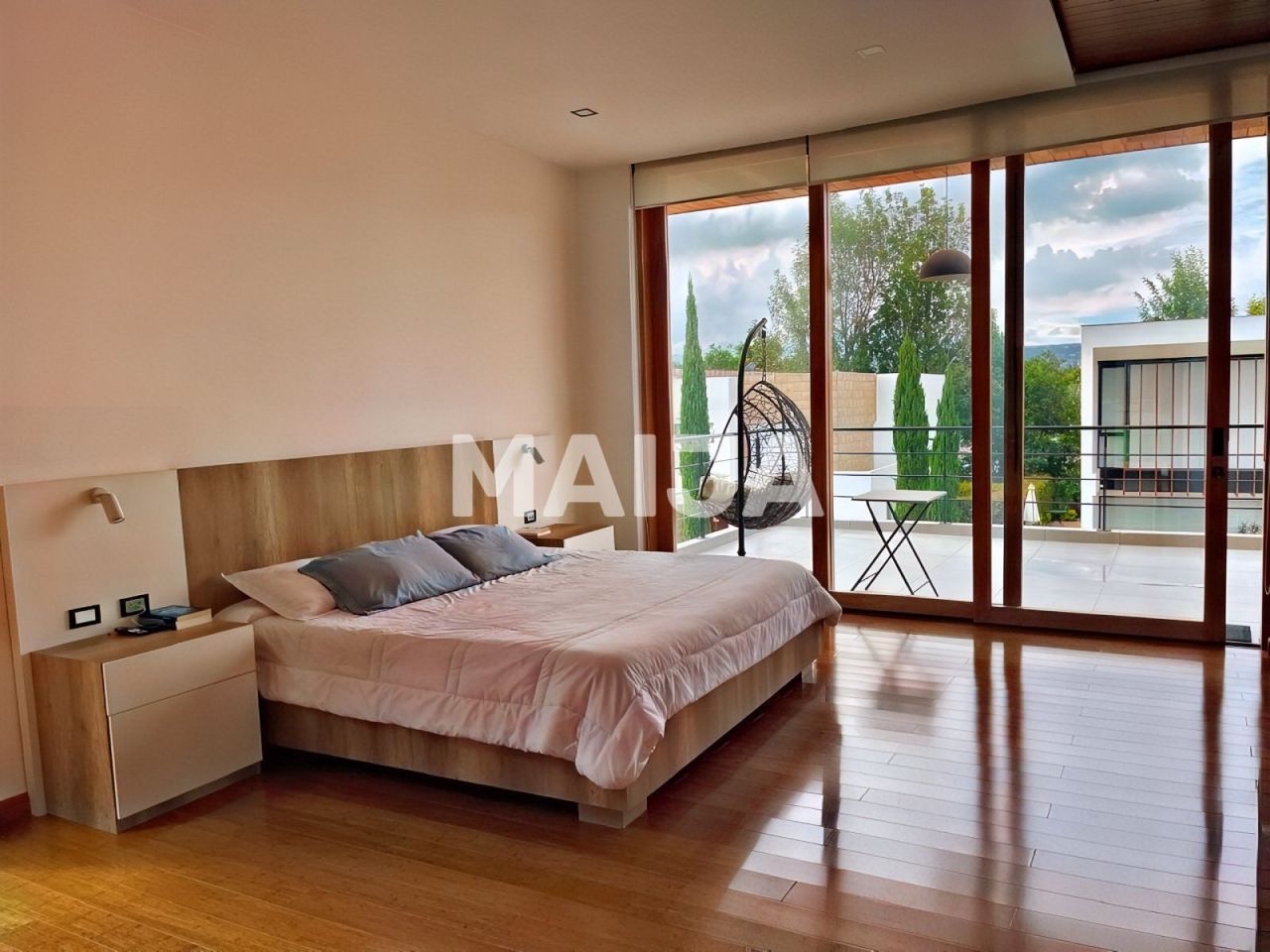 Дом Quito, Эквадор, 490 м² - фото 12