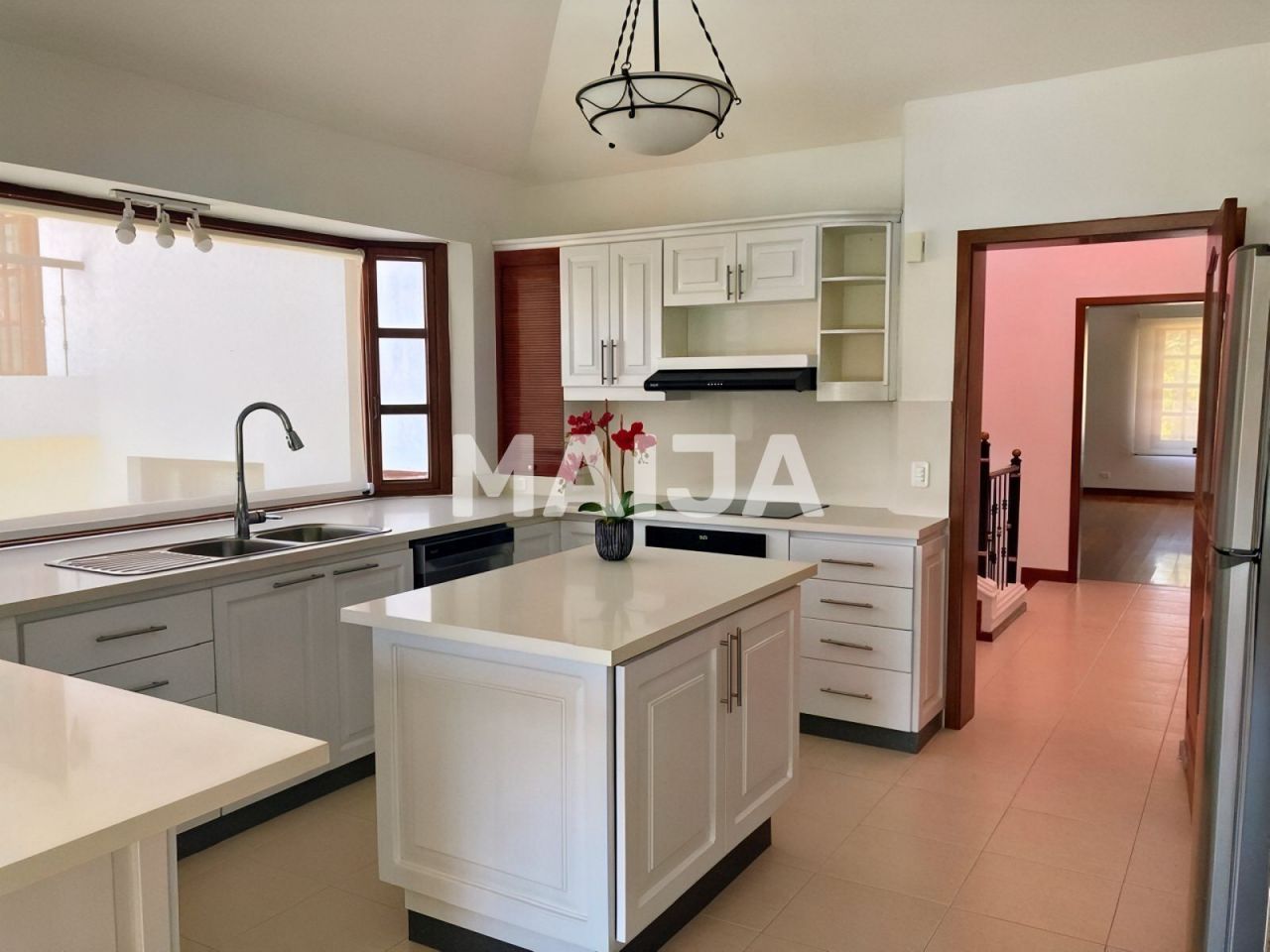 Дом Cumbaya, Эквадор, 450 м² - фото 12