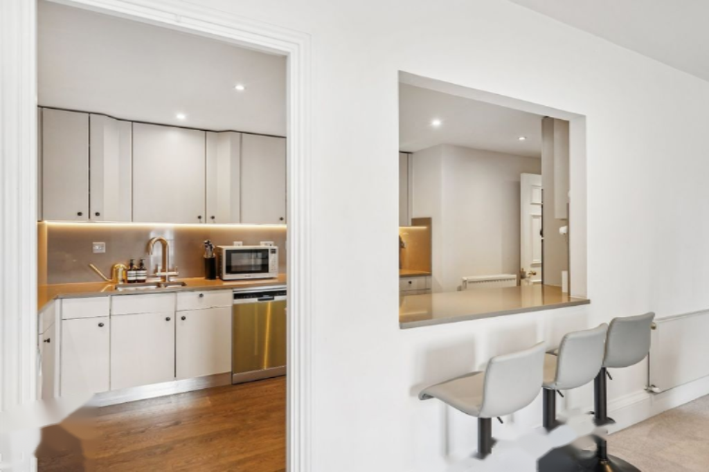 Квартира в Лондоне, Великобритания, 146 м² - фото 1