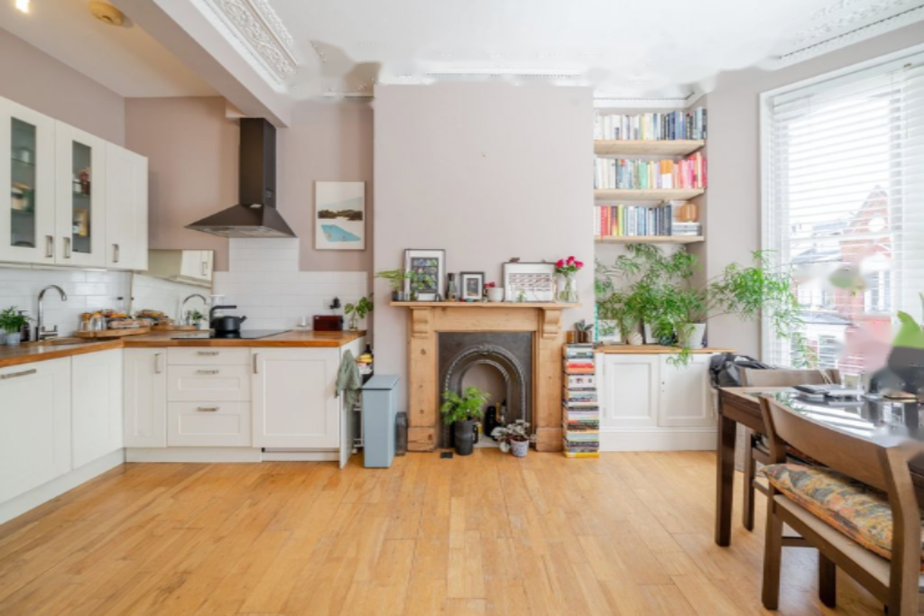 Квартира в Лондоне, Великобритания, 42 м² - фото 1