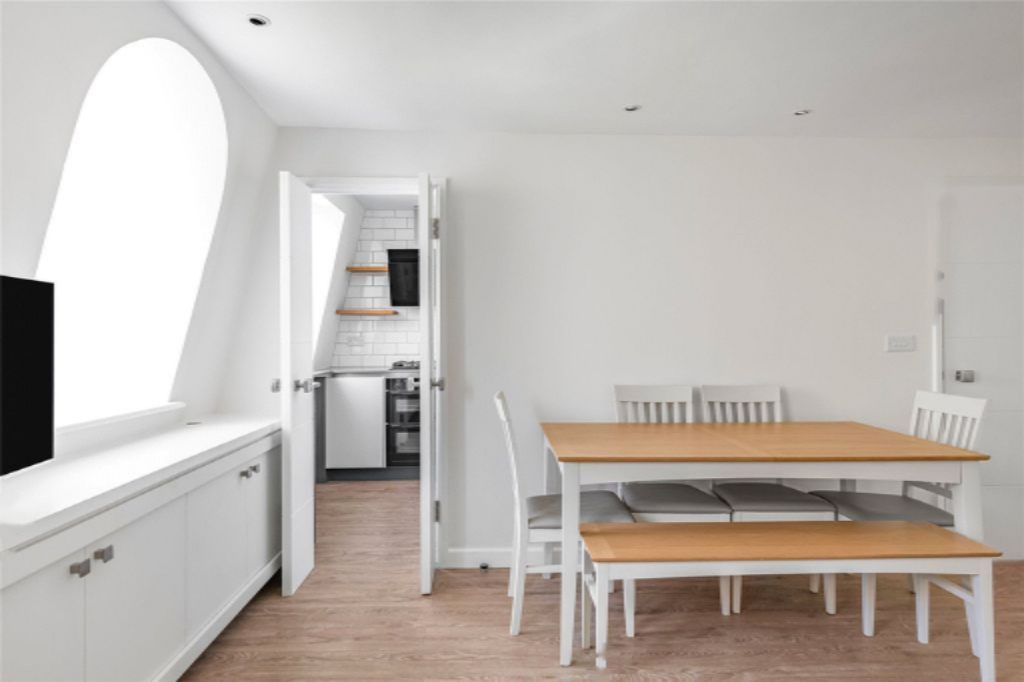 Квартира в Лондоне, Великобритания, 113 м² - фото 1