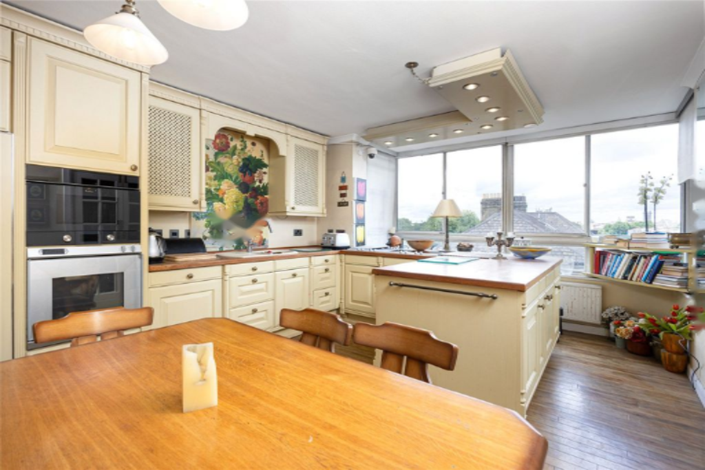 Квартира в Лондоне, Великобритания, 233 м² - фото 1