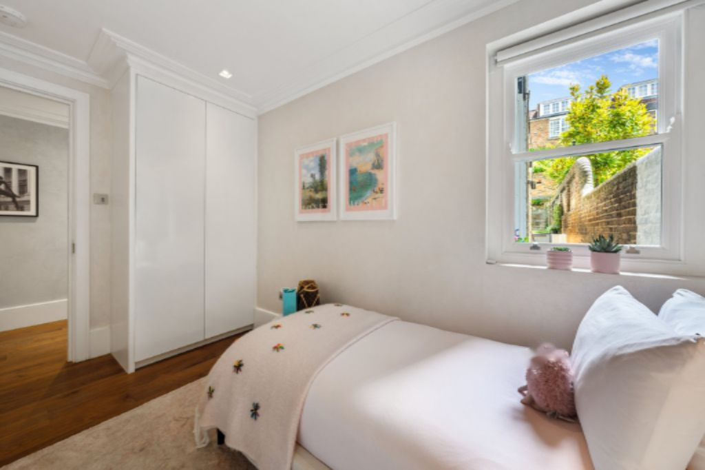 Квартира в Лондоне, Великобритания, 90 м² - фото 1