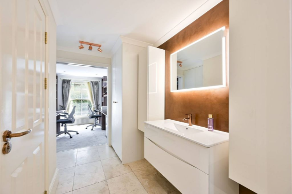 Квартира в Лондоне, Великобритания, 223 м² - фото 1