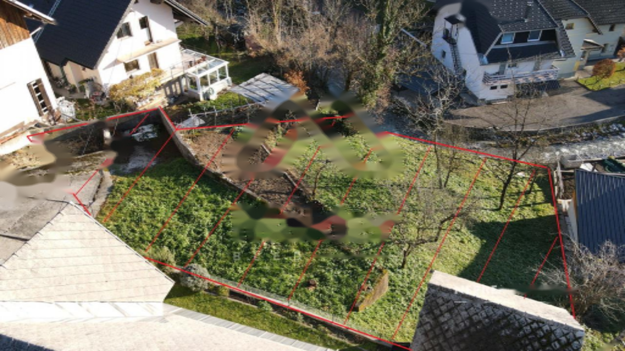 Земля в Поклюке, Словения, 600 м² - фото 1