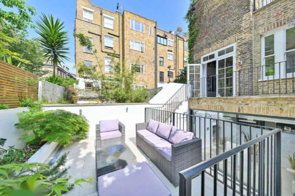 Квартира в Лондоне, Великобритания, 239 м² - фото 1