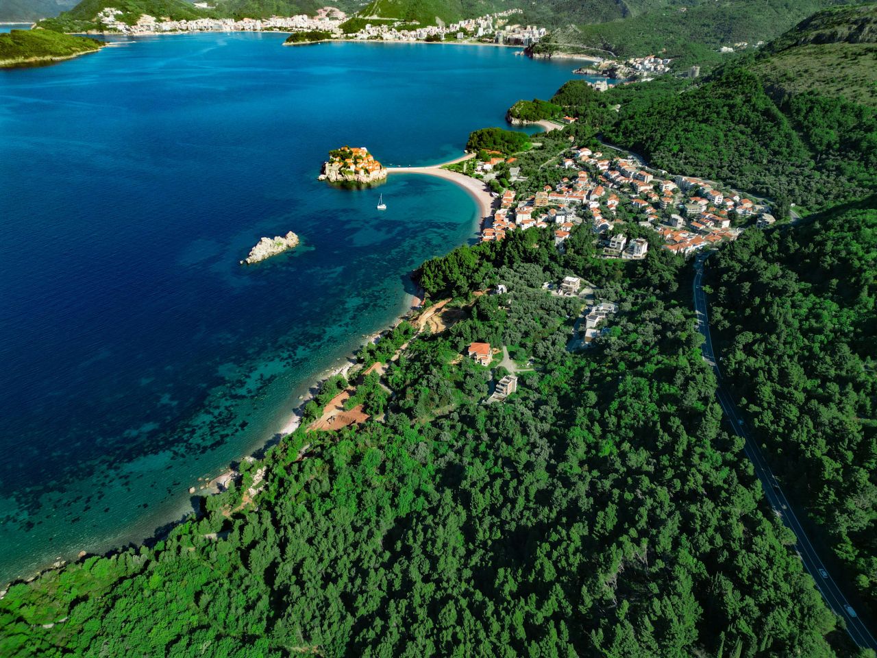 Земля в Будве, Черногория, 2 389 м² - фото 12