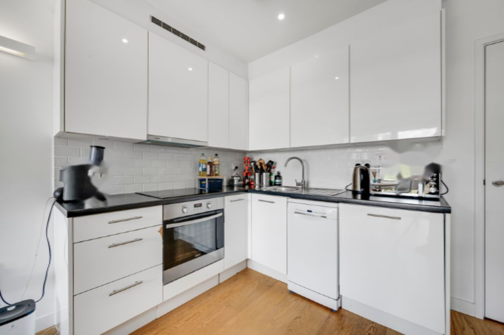 Квартира в Лондоне, Великобритания, 46 м² - фото 9