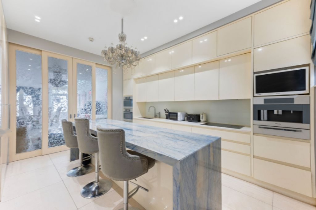 Квартира в Лондоне, Великобритания, 287 м² - фото 10