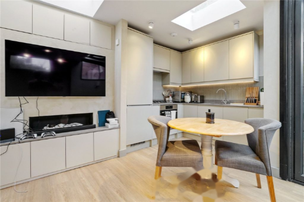 Квартира в Лондоне, Великобритания, 56 м² - фото 13