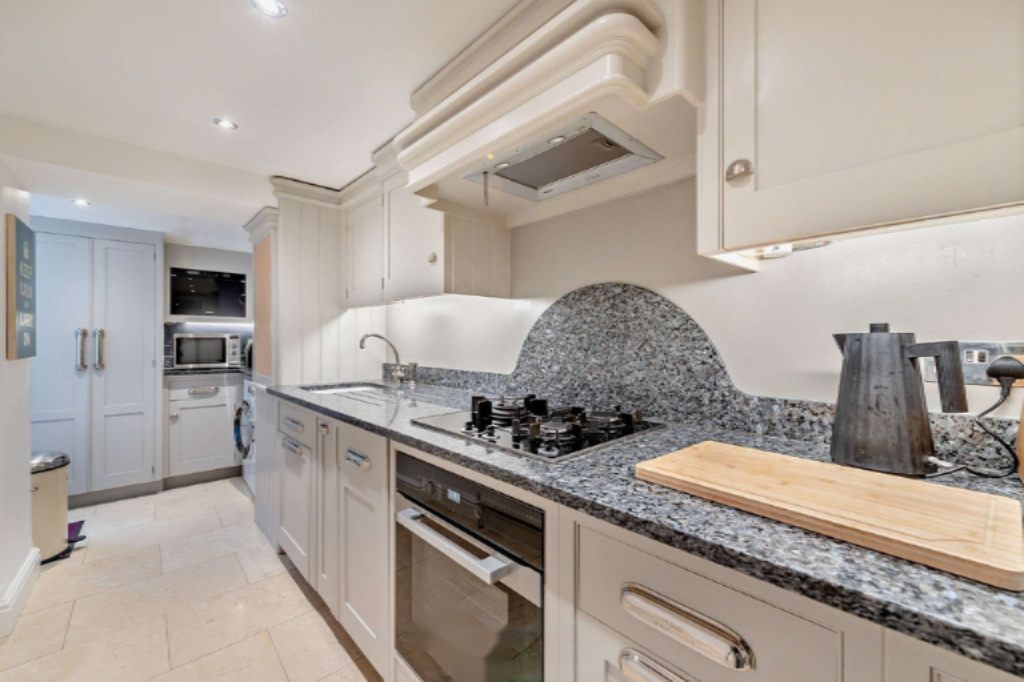 Квартира в Лондоне, Великобритания, 88 м² - фото 16