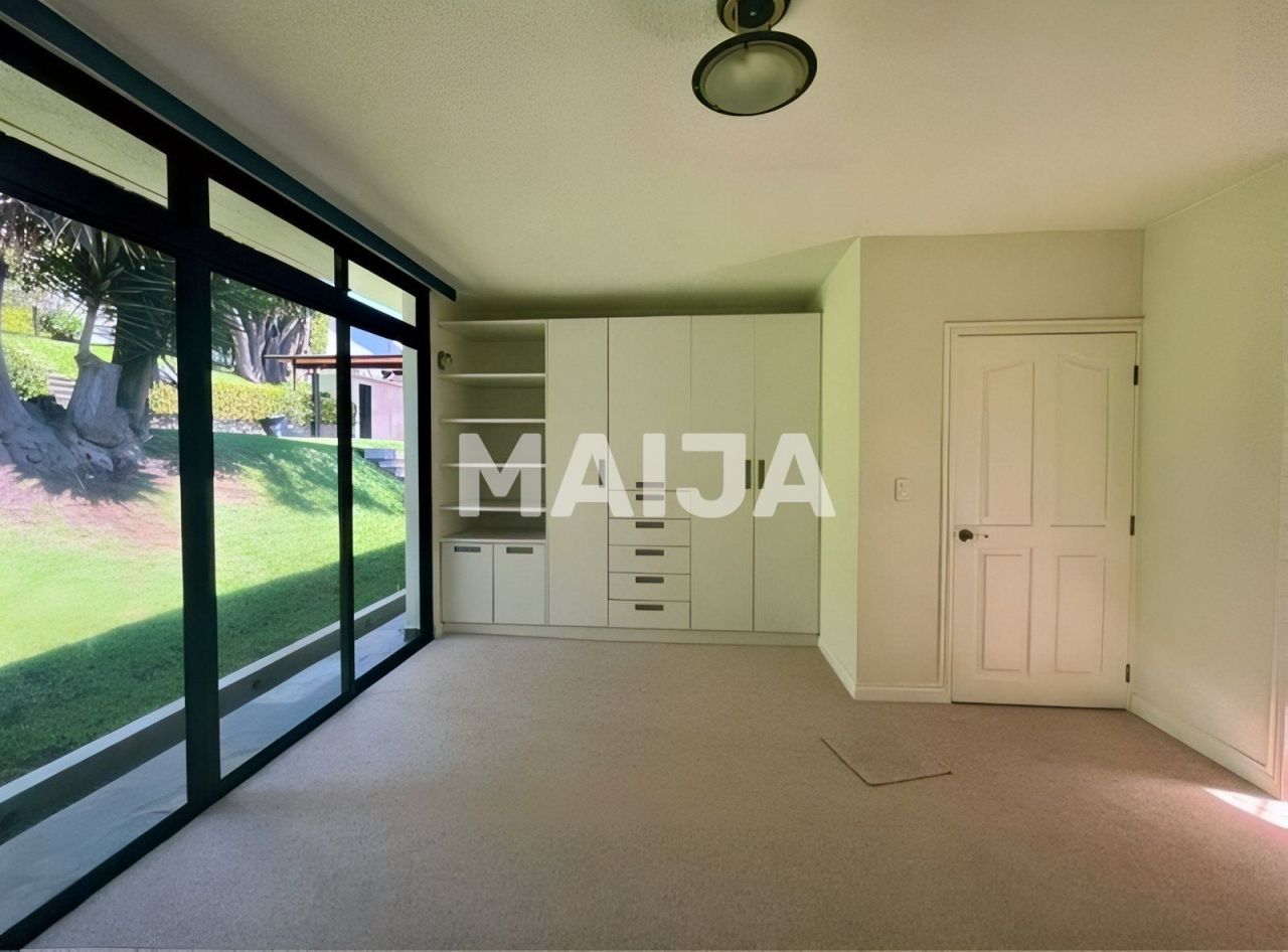 Дом Quito, Эквадор, 785.74 м² - фото 16