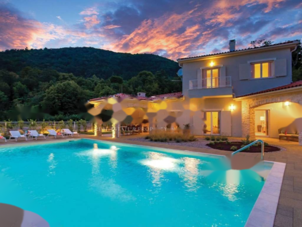 Дом в Опатии, Хорватия, 400 м² - фото 1