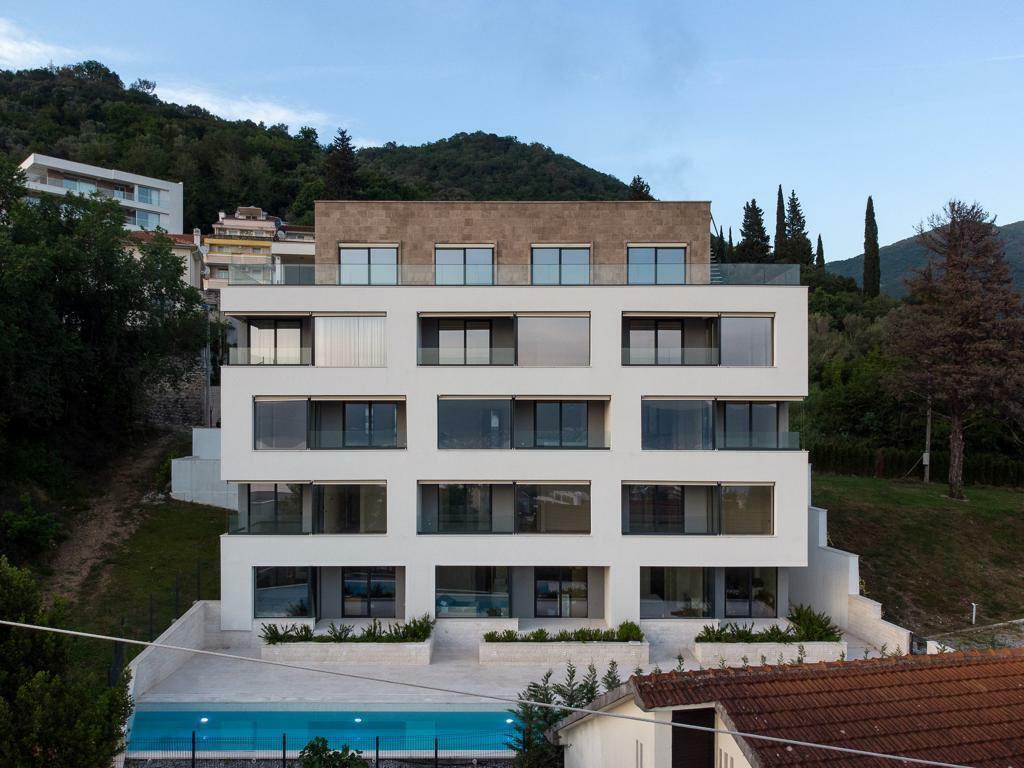 Квартира в Тивате, Черногория, 103 м² - фото 5