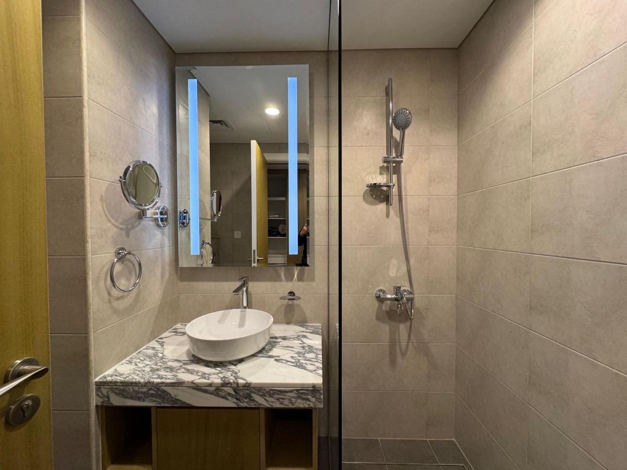 Квартира в Дубае, ОАЭ, 100 м² - фото 17