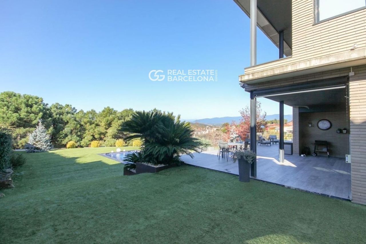 Дом в Барселоне, Испания, 537 м² - фото 6