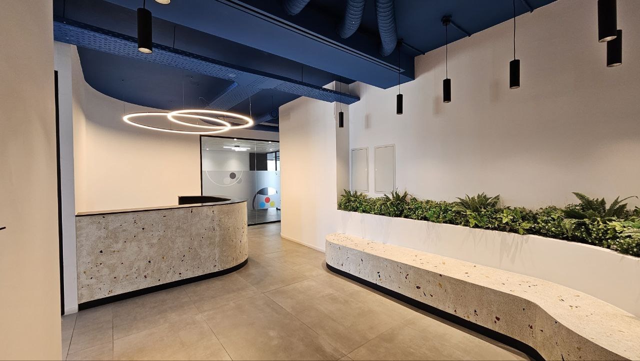 Офис в Пафосе, Кипр, 587 м² - фото 1