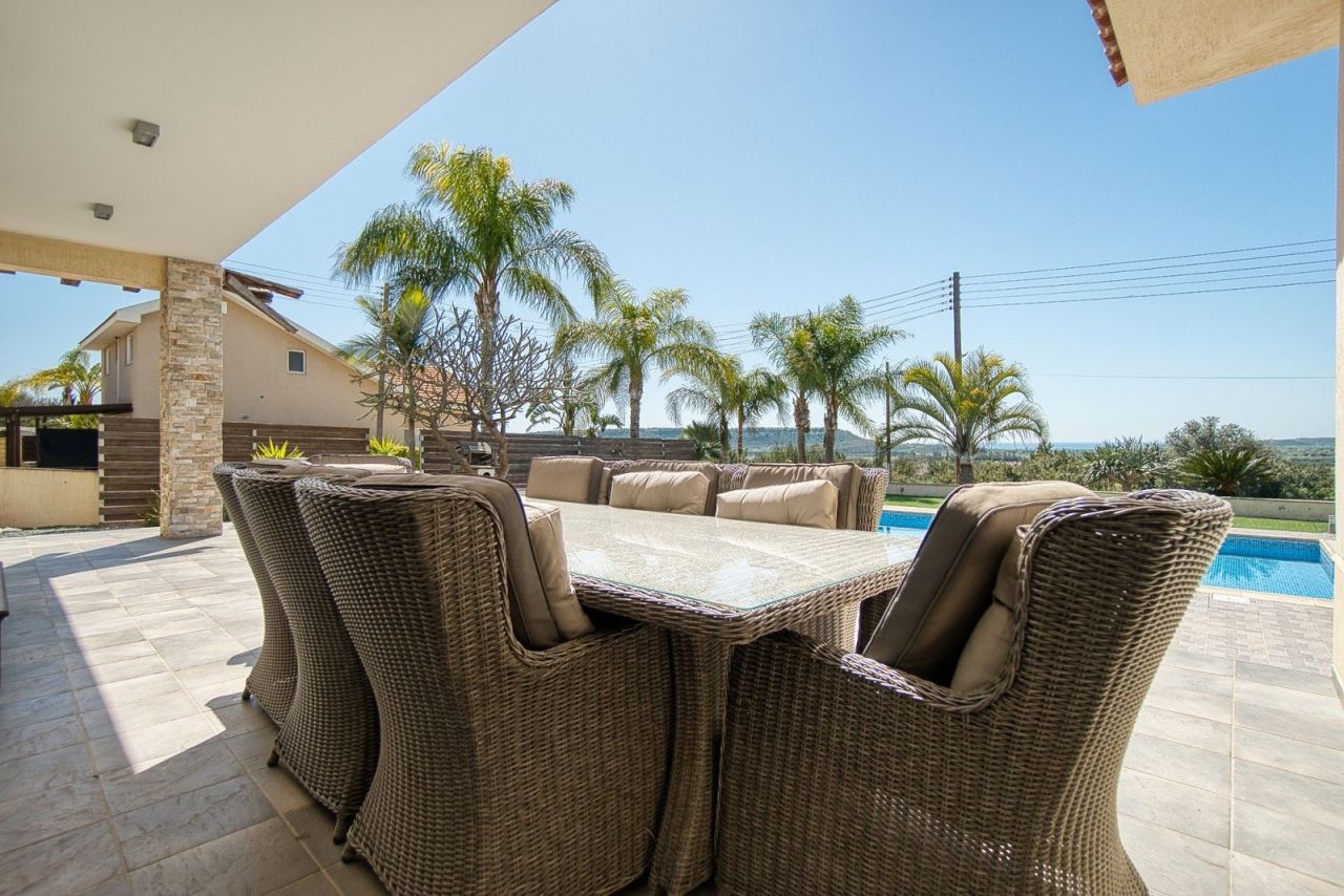 Вилла в Лимасоле, Кипр, 300 м² - фото 3