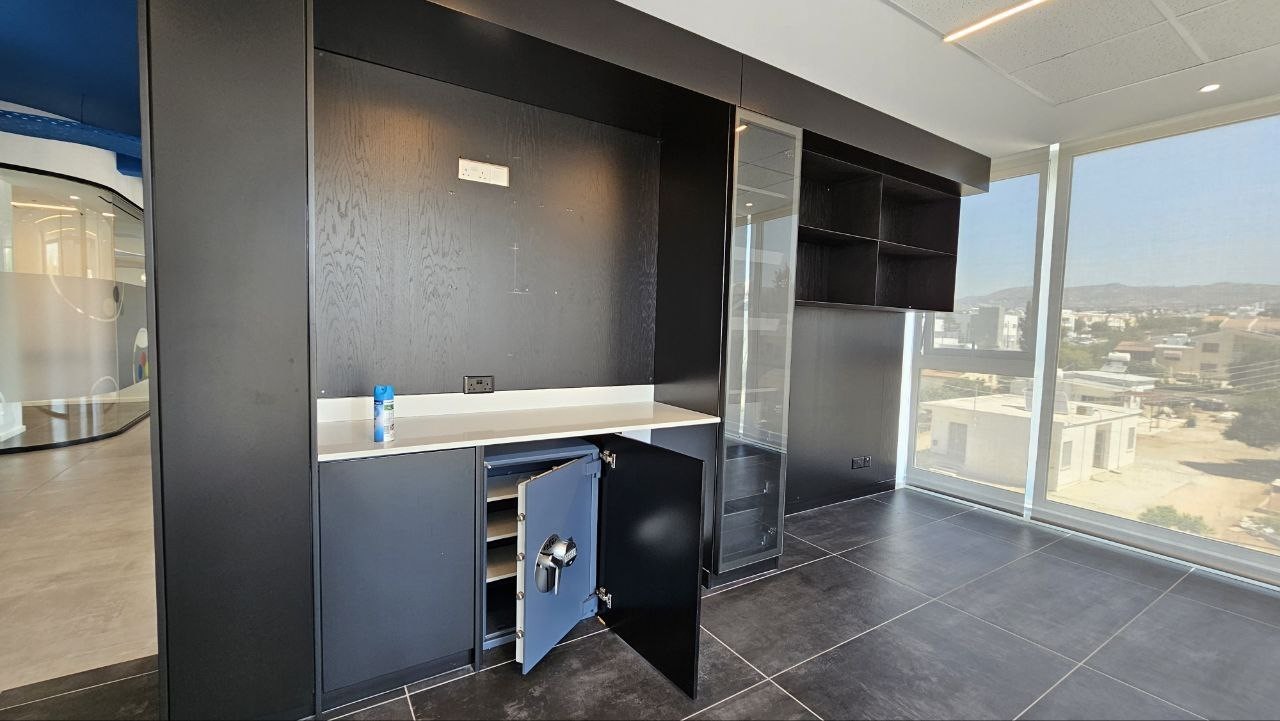 Офис в Пафосе, Кипр, 587 м² - фото 5