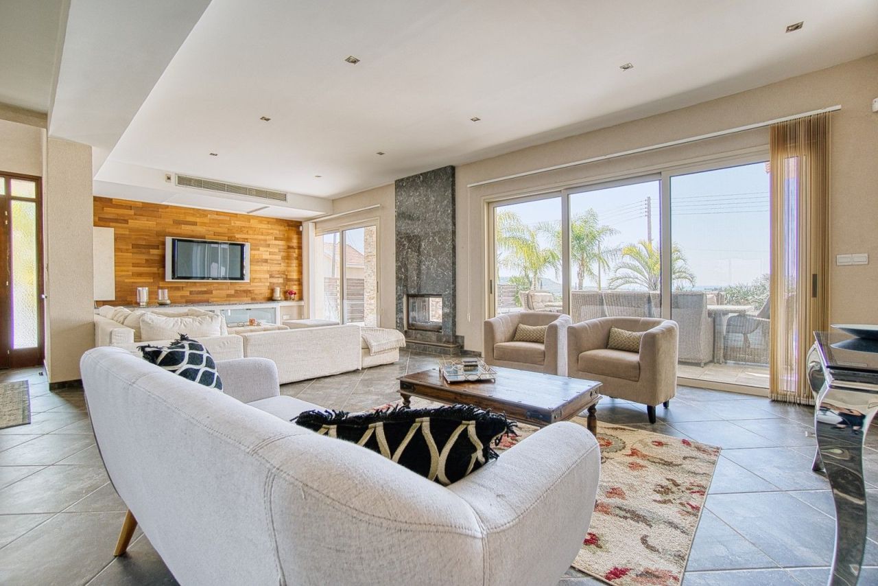 Вилла в Лимасоле, Кипр, 300 м² - фото 7