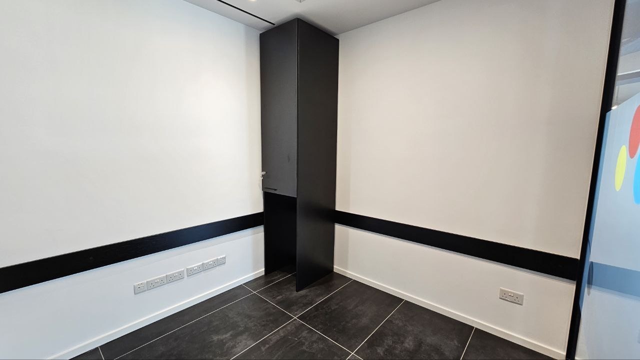 Офис в Пафосе, Кипр, 587 м² - фото 15