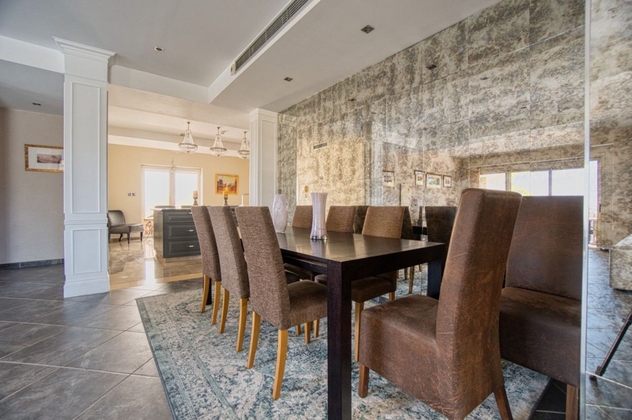 Вилла в Лимасоле, Кипр, 300 м² - фото 17