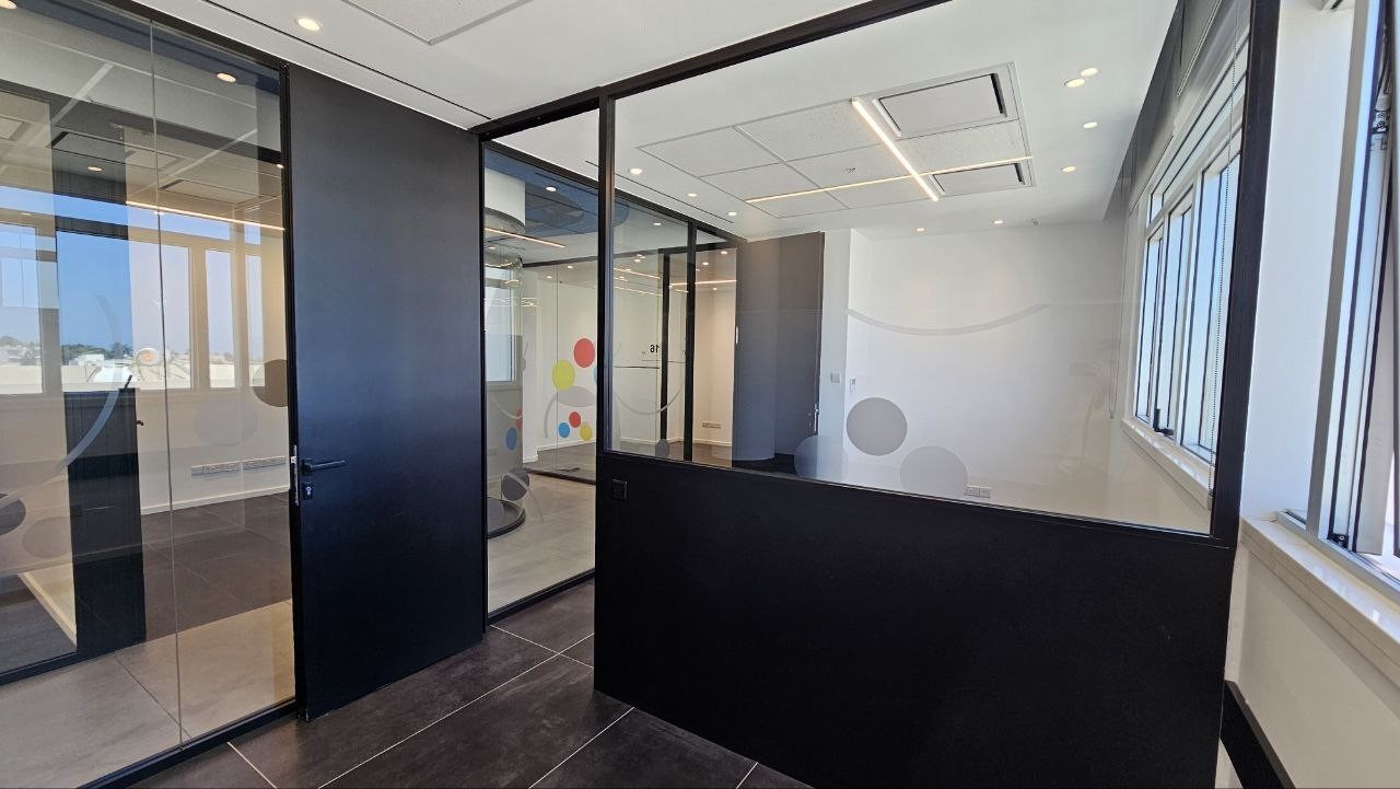 Офис в Пафосе, Кипр, 587 м² - фото 18