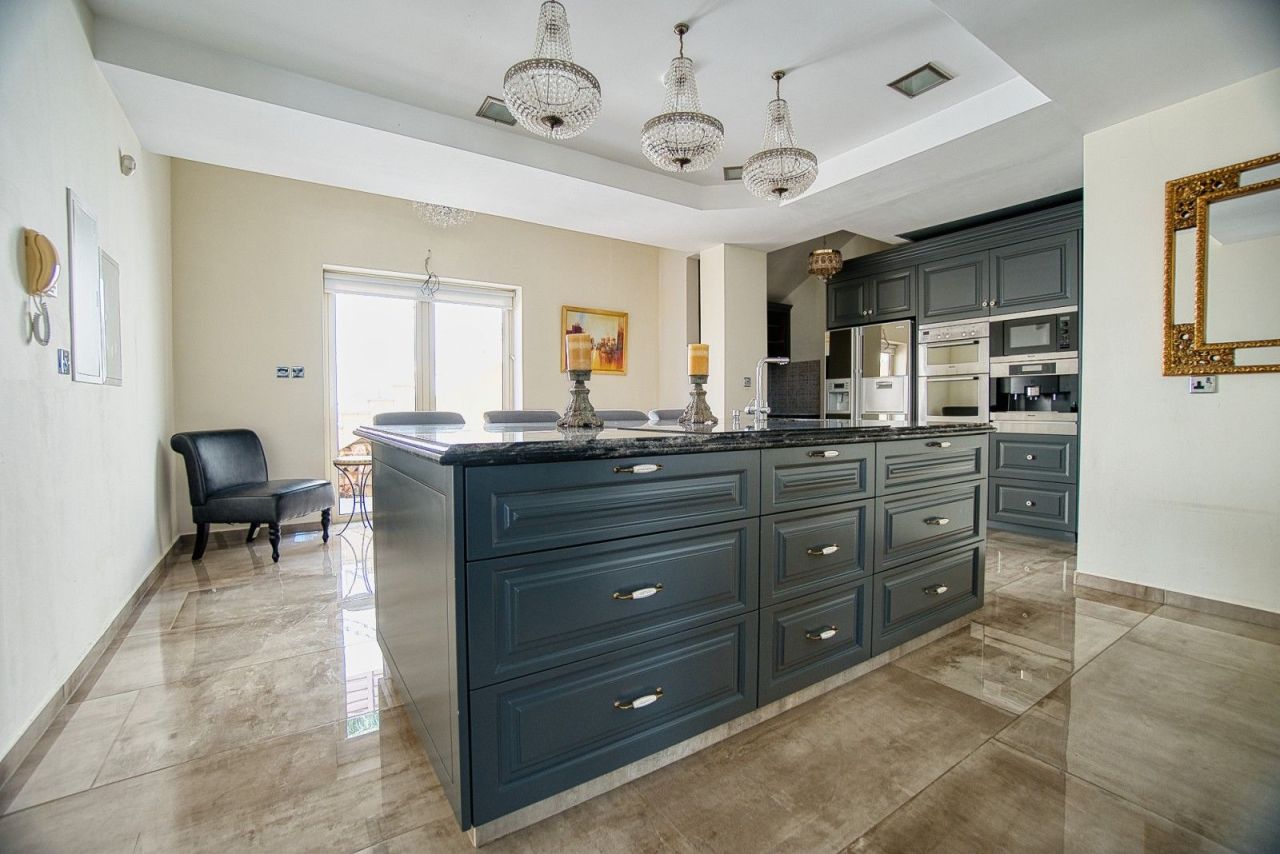 Вилла в Лимасоле, Кипр, 300 м² - фото 19