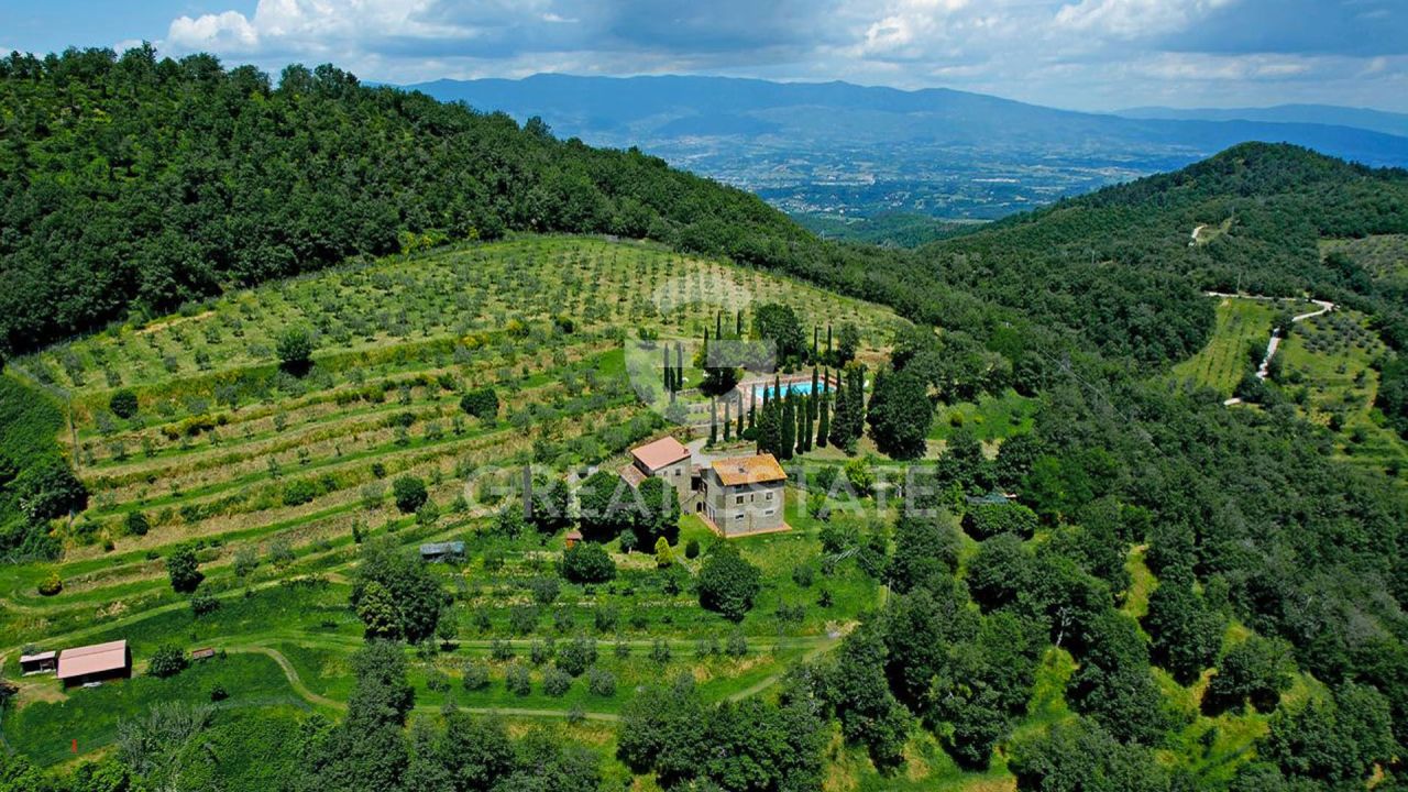 Дом в Кьянти, Италия, 336.7 м² - фото 10