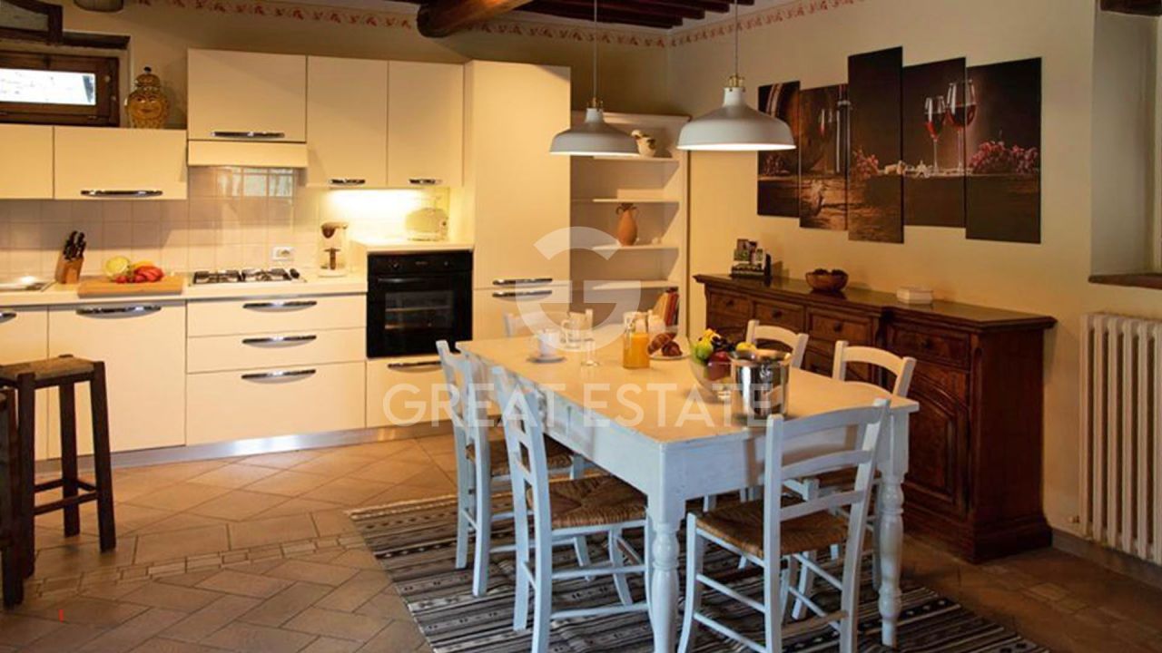 Дом в Кьянти, Италия, 336.7 м² - фото 12