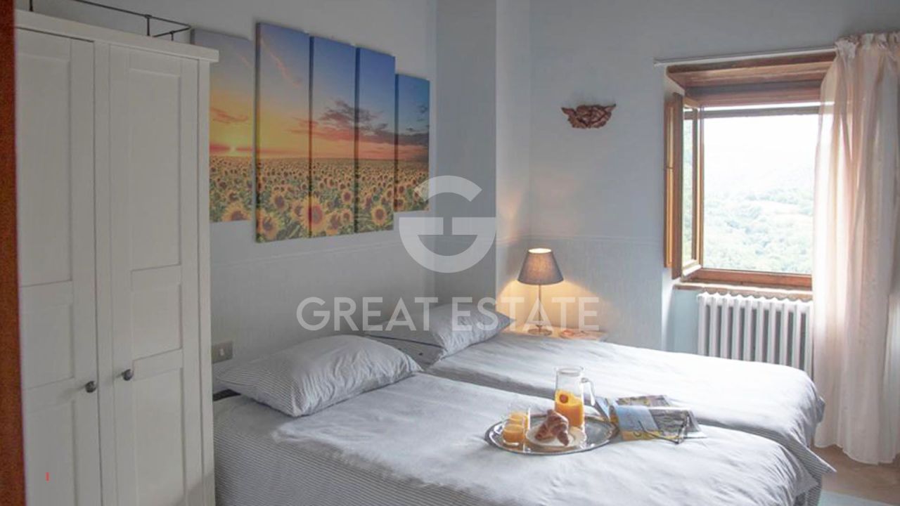 Дом в Кьянти, Италия, 336.7 м² - фото 16