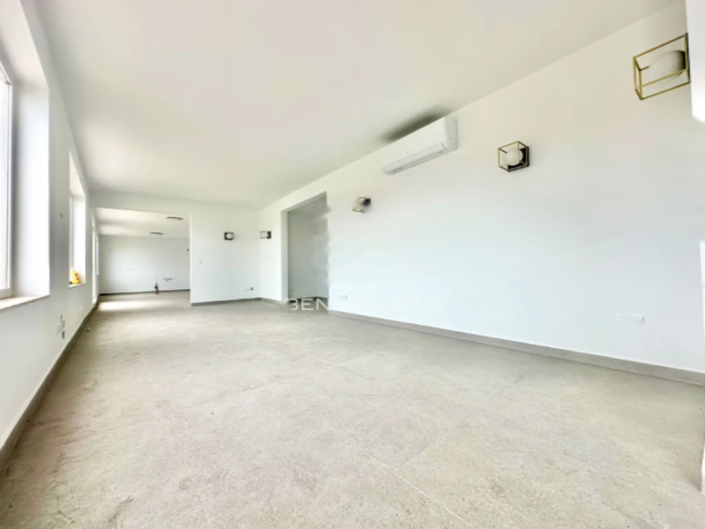 Квартира в Слиме, Мальта, 235 м² - фото 1