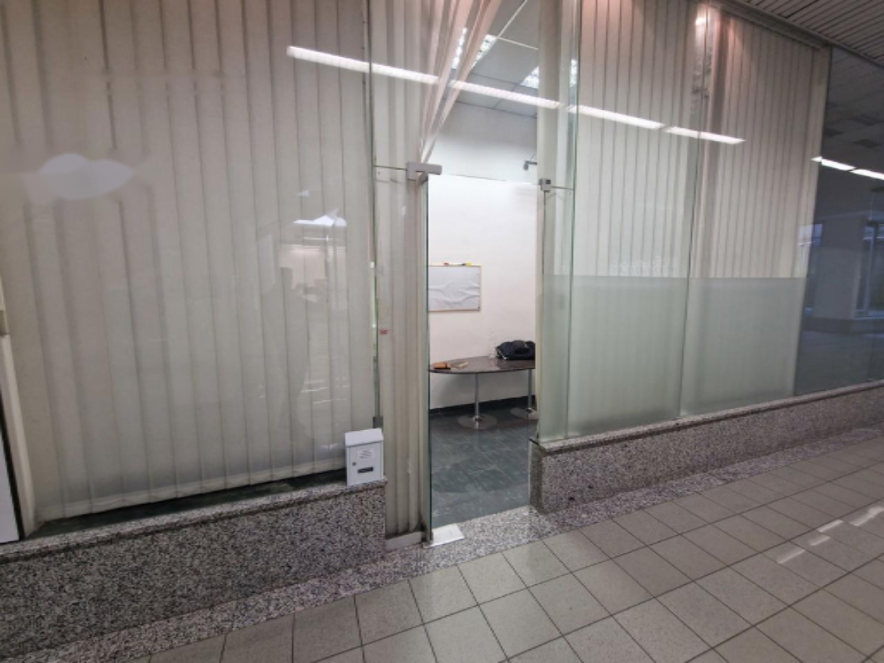 Офис в Любляне, Словения, 16 м² - фото 1