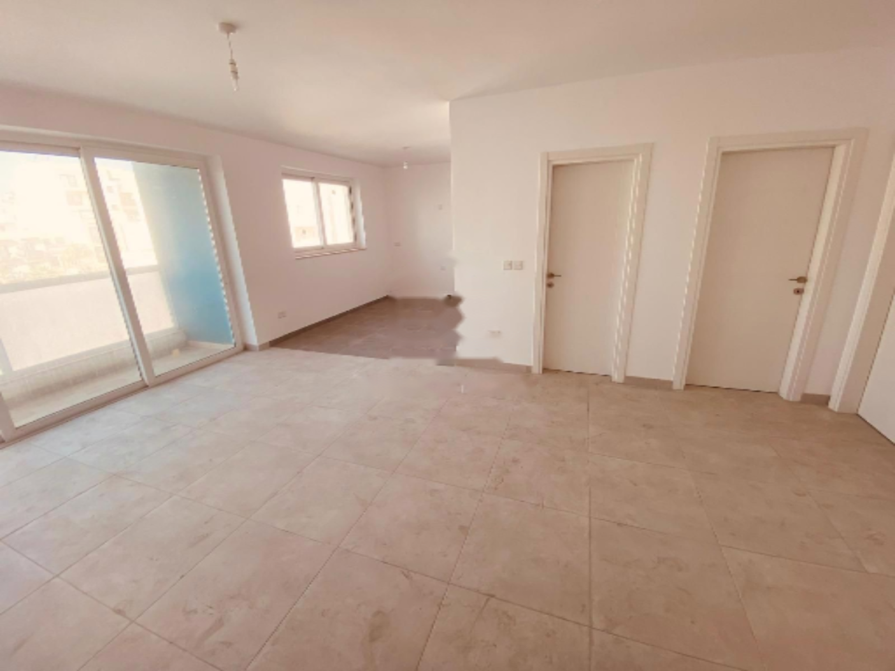 Квартира в Сент-Полс-Бэй, Мальта, 85 м² - фото 1