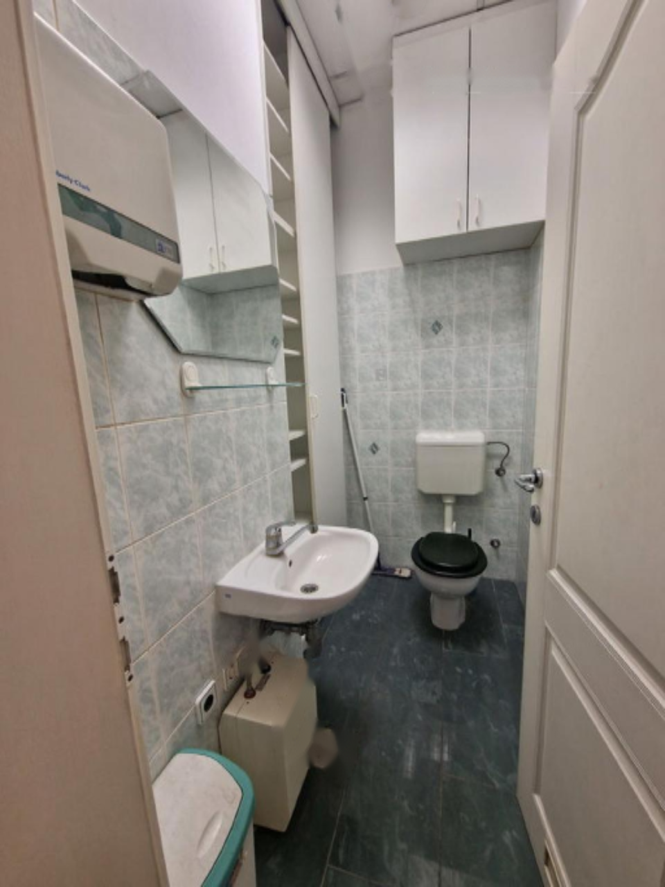 Офис в Любляне, Словения, 16 м² - фото 2