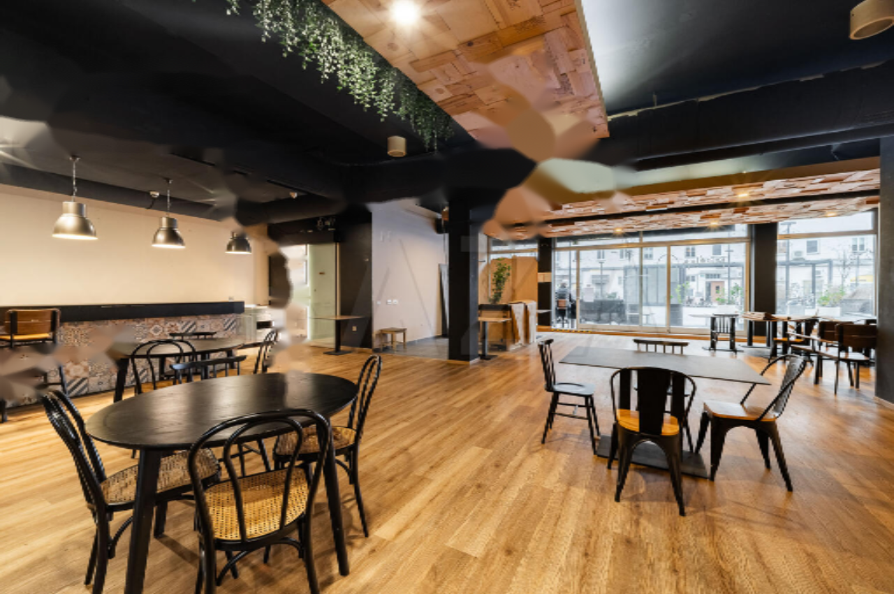 Офис в Любляне, Словения, 614 м² - фото 2