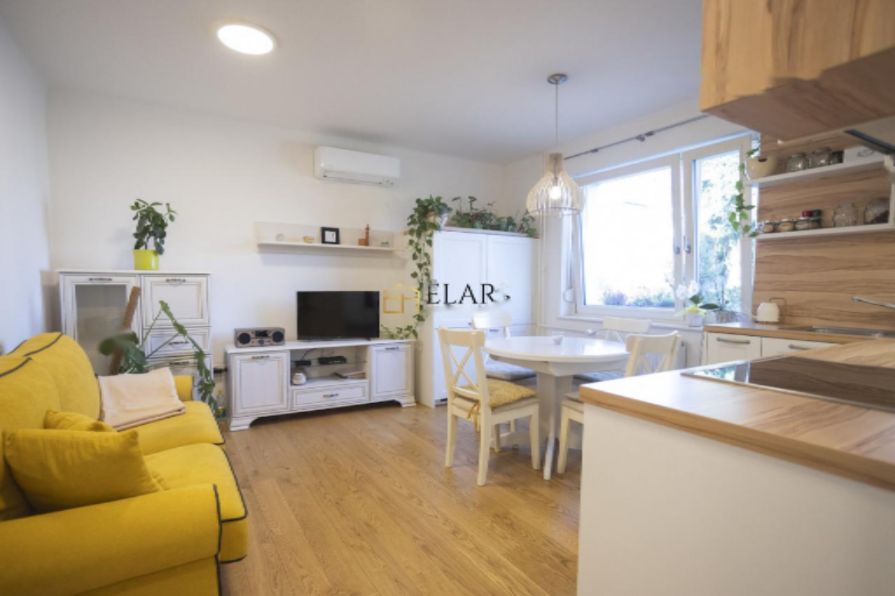 Квартира в Любляне, Словения, 44 м² - фото 2