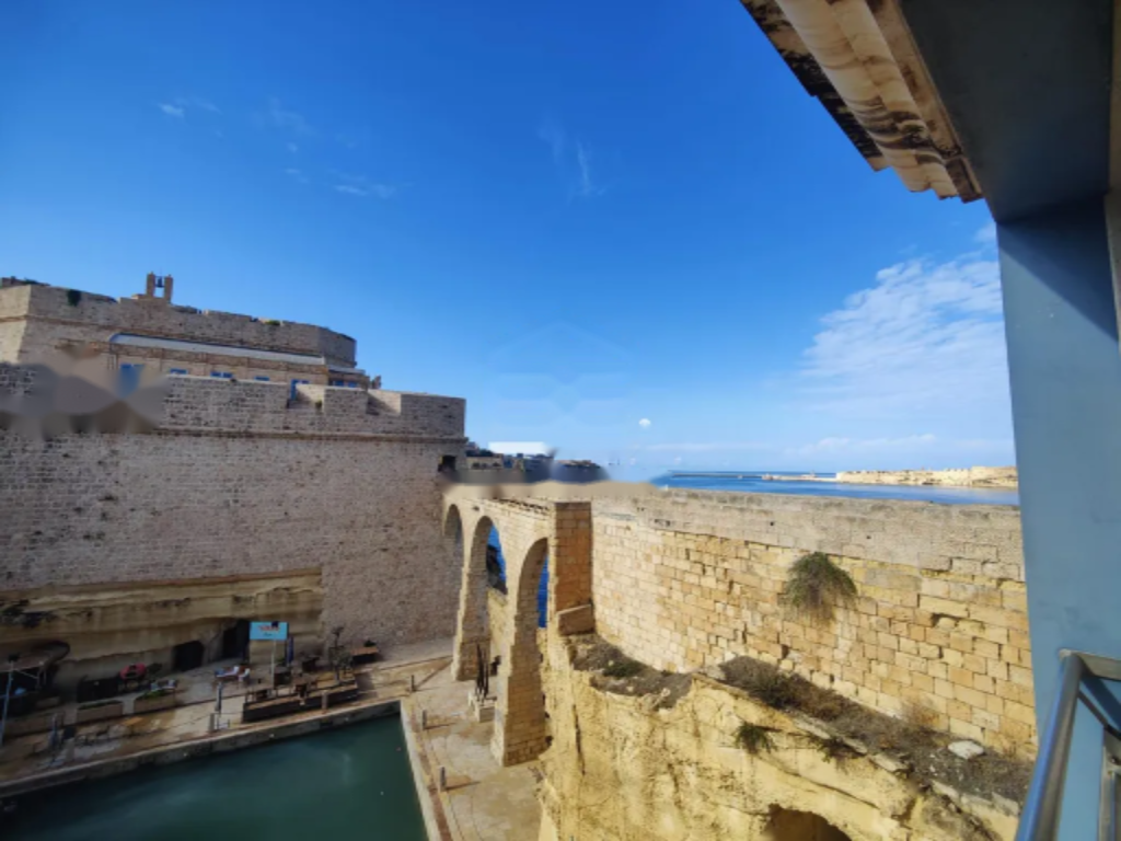 Квартира в Биргу, Мальта, 155 м² - фото 2