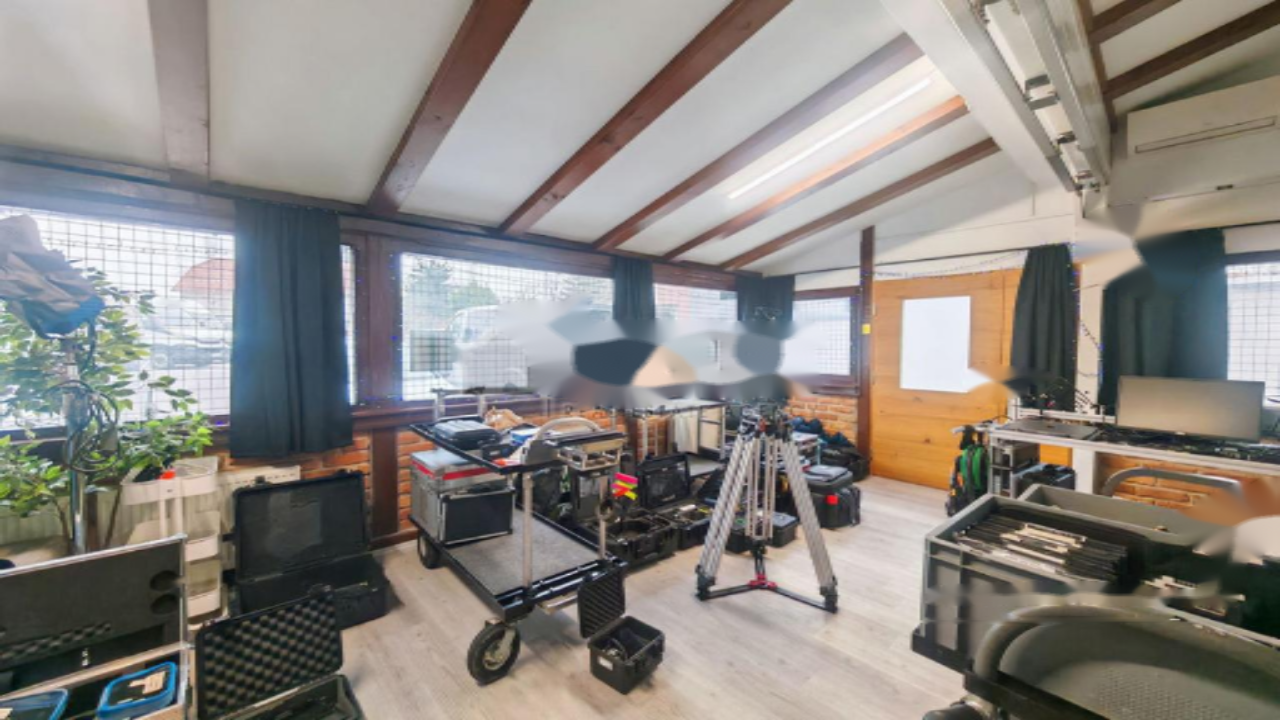 Офис в Любляне, Словения, 981 м² - фото 4