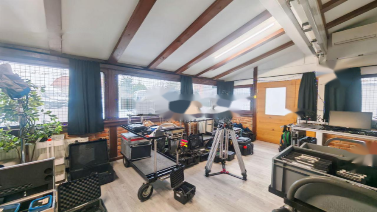 Офис в Любляне, Словения, 981 м² - фото 4