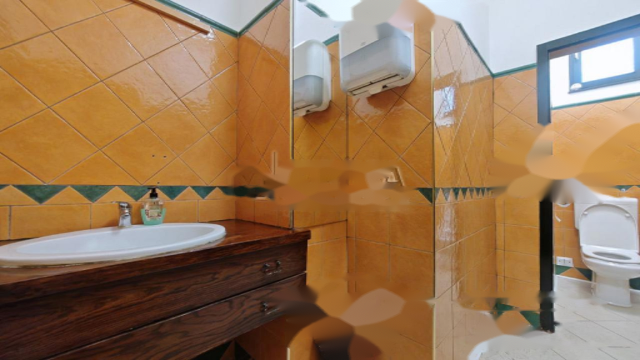 Офис в Любляне, Словения, 981 м² - фото 8