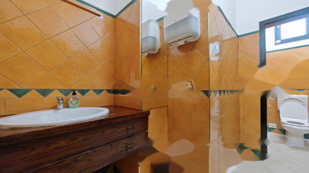 Офис в Любляне, Словения, 981 м² - фото 8