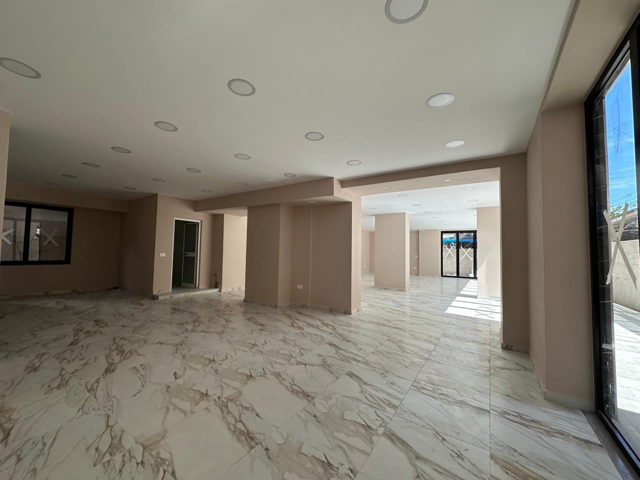 Коммерческая недвижимость в Дурресе, Албания, 121 м² - фото 2