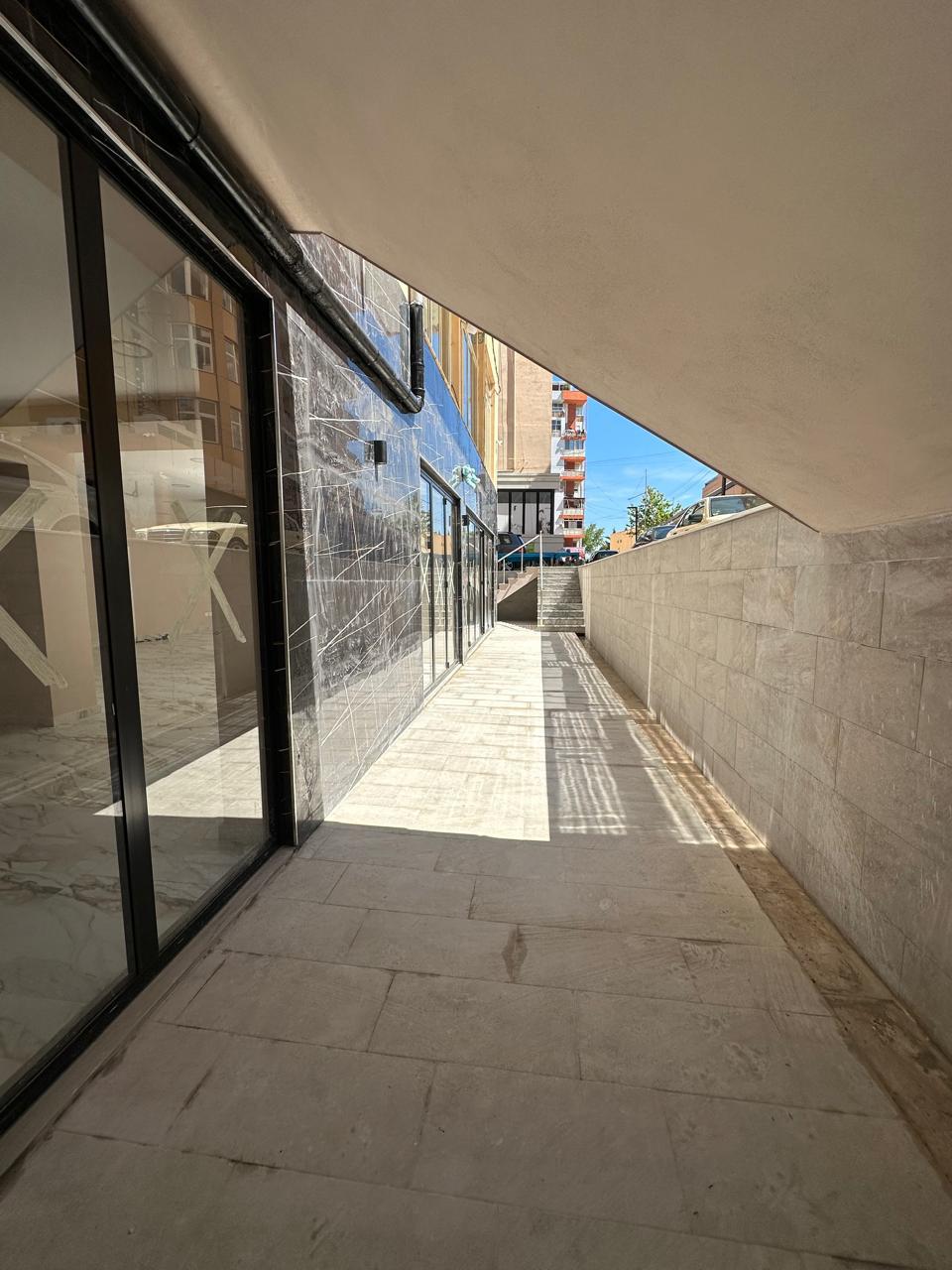 Коммерческая недвижимость в Дурресе, Албания, 121 м² - фото 5