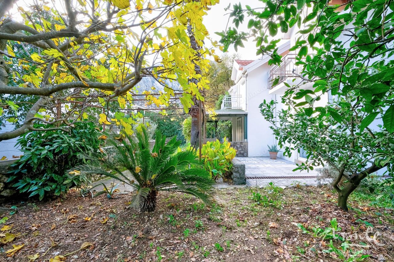 Вилла в Ораховаце, Черногория, 67 м² - фото 4