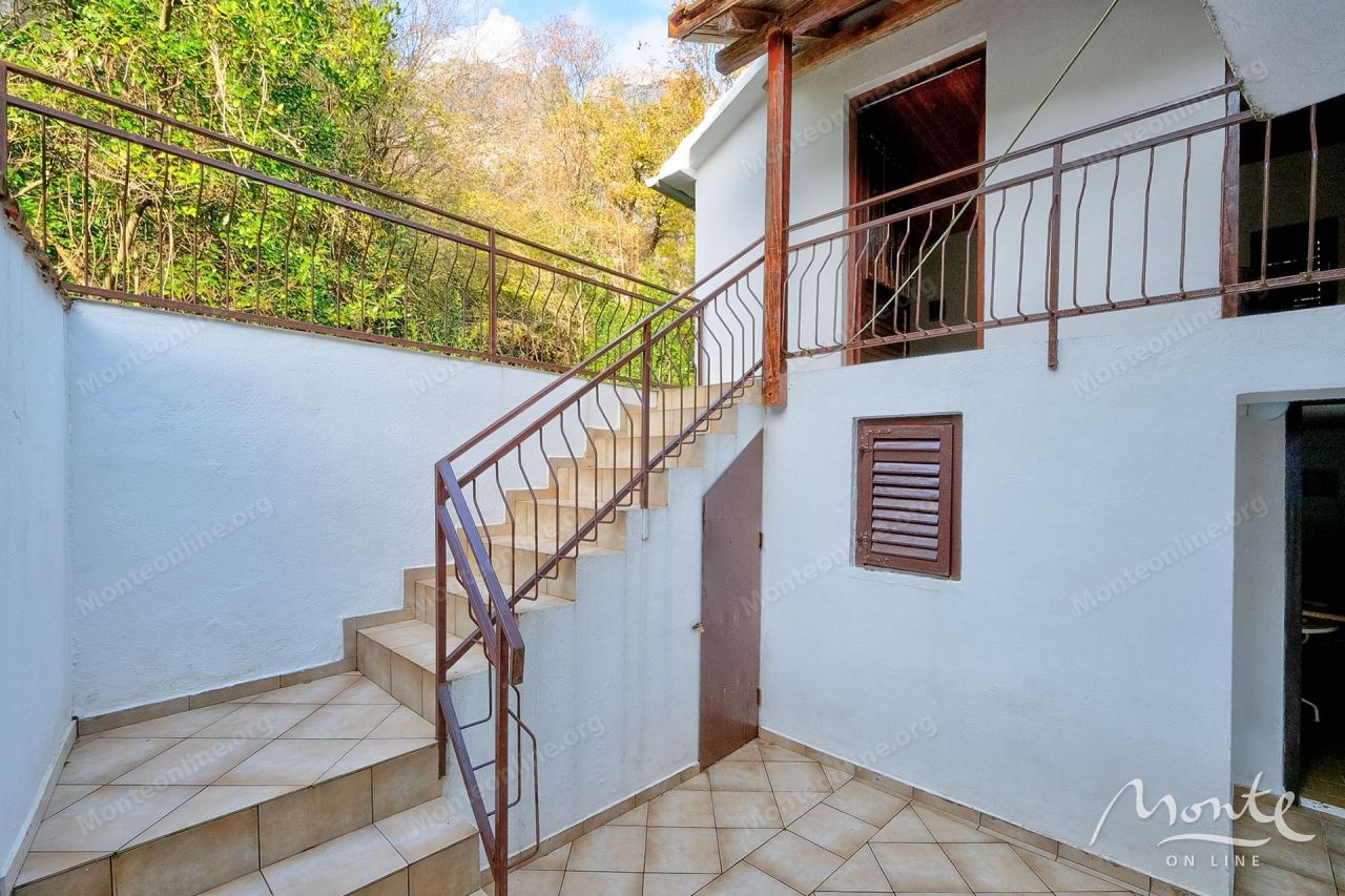 Вилла в Ораховаце, Черногория, 67 м² - фото 9