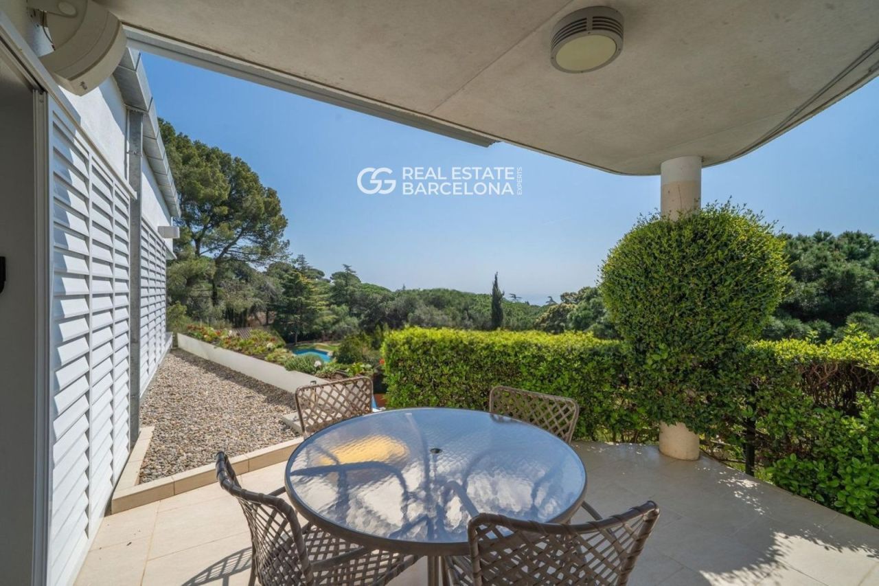 Шале Barcelona, Sant Andreu de Llavaneres, Испания, 446 м² - фото 8