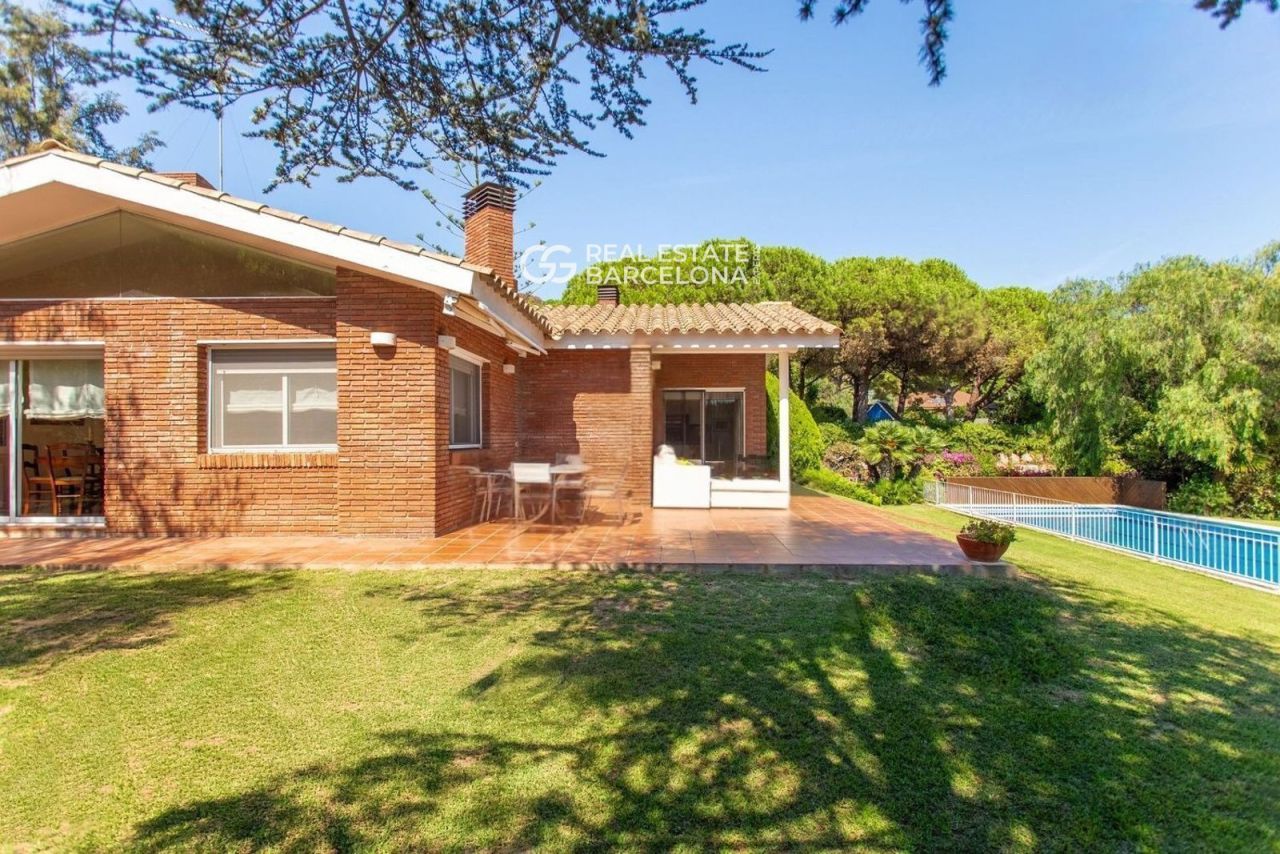 Дом Barcelona, Sant Andreu de Llavaneres, Испания, 543 м² - фото 8