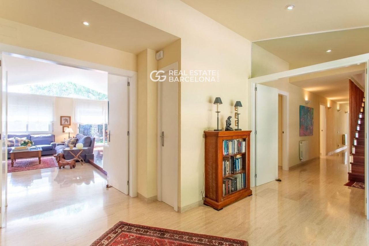 Дом Barcelona, Sant Andreu de Llavaneres, Испания, 543 м² - фото 11