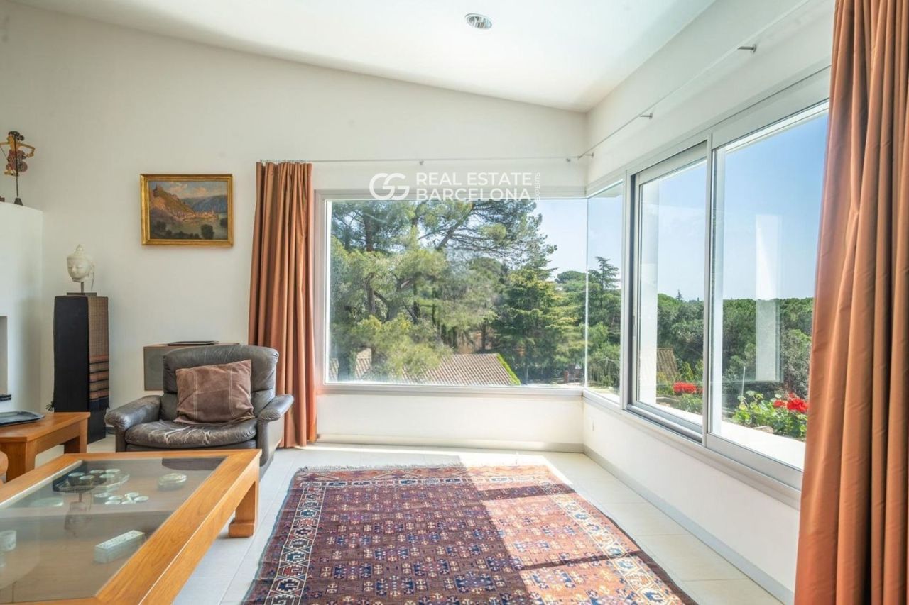 Шале Barcelona, Sant Andreu de Llavaneres, Испания, 446 м² - фото 12